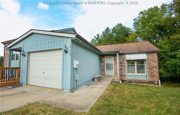 213 WILLOWCREST DR, CHARLESTON, WV 25311 - Image 280c679af35fc7c4b305a83b1a8d37a2/249385901