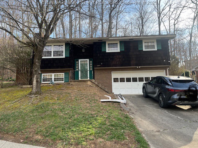 Charleston, West Virginia 25314, United States, 3 Bedrooms Bedrooms, ,3 BathroomsBathrooms,Residential,Pending,94415