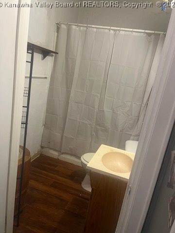 Dunbar, West Virginia 25064, United States, ,Residential,Pending,32981