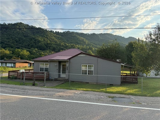 2910 POND FORK RD, MADISON, WV 25130 - Image 5256a6957ebfec84b68eb2ebc27d5ad0/1004503185