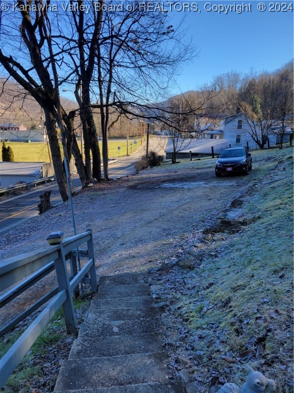 East Bank, West Virginia 25067, United States, 2 Bedrooms Bedrooms, ,2 BathroomsBathrooms,Residential,Active,45689