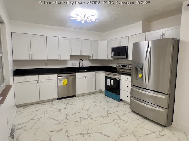 Charleston, West Virginia 25314, United States, 3 Bedrooms Bedrooms, ,3 BathroomsBathrooms,Residential,Active,150851