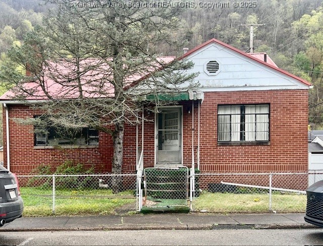 Smithers, West Virginia 25186, United States, 3 Bedrooms Bedrooms, ,2 BathroomsBathrooms,Residential,Active,104736