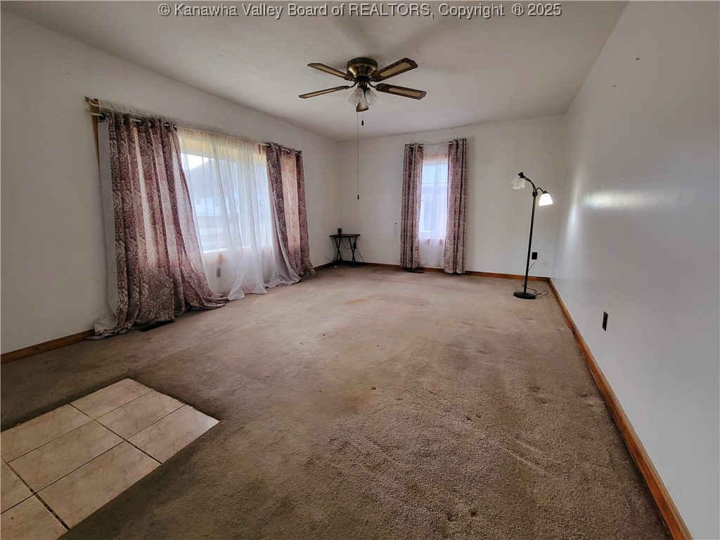 Belle, West Virginia 25015, United States, 3 Bedrooms Bedrooms, ,1 BathroomBathrooms,Residential,Active,97314