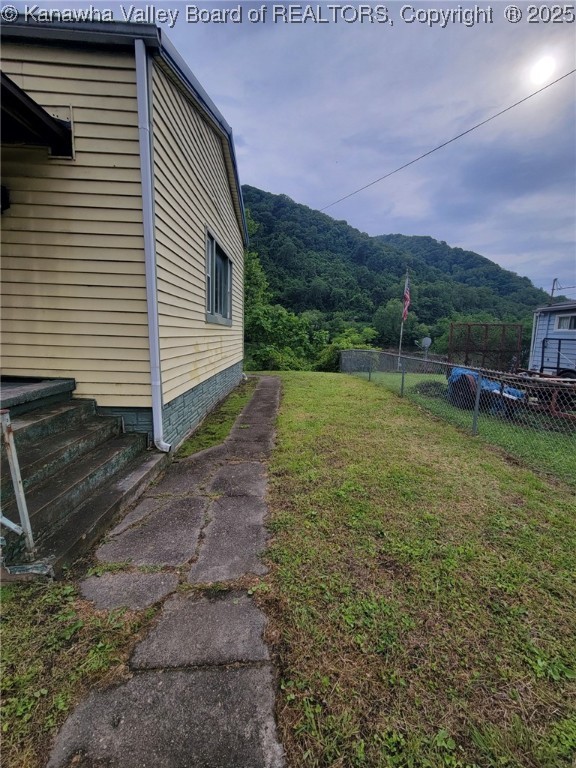 Smithers, West Virginia 25186, United States, 2 Bedrooms Bedrooms, ,1 BathroomBathrooms,Residential,Active,141190