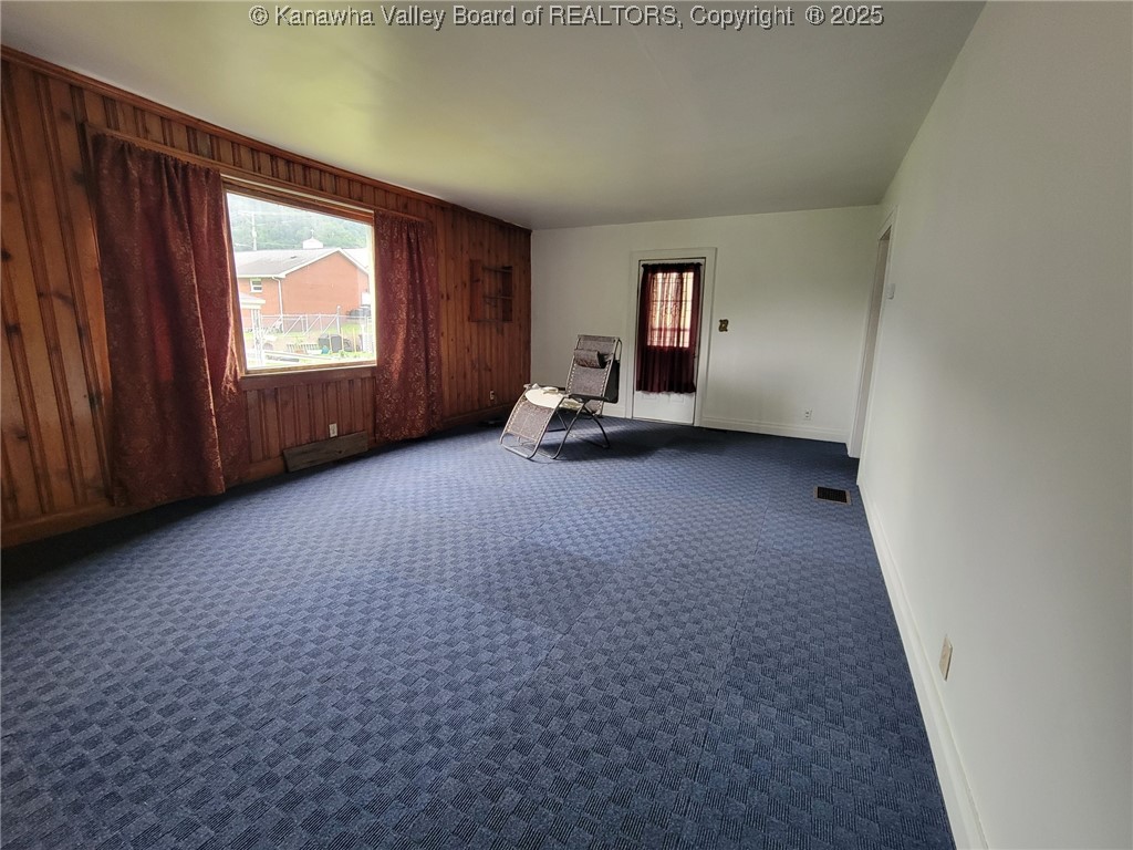 Smithers, West Virginia 25186, United States, 2 Bedrooms Bedrooms, ,1 BathroomBathrooms,Residential,Active,141190