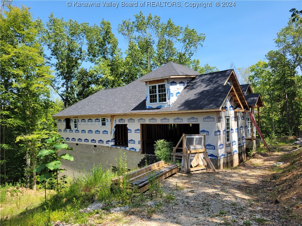 Sumerco, West Virginia 25567, United States, 4 Bedrooms Bedrooms, ,3 BathroomsBathrooms,Residential,Active,47415