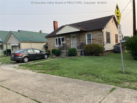211 Fourth Street, New Haven, WV 25265 - #: 265004