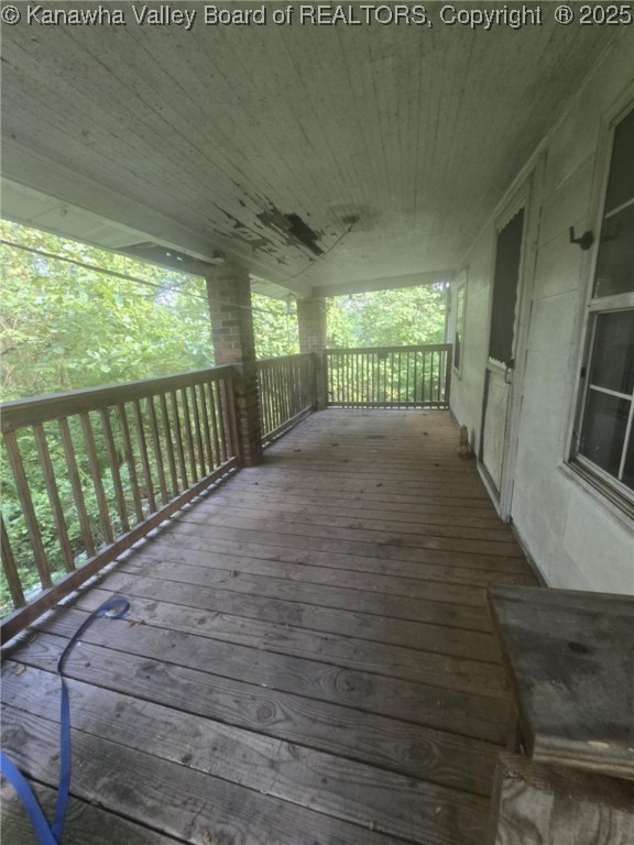 Charleston, West Virginia 25313, United States, 2 Bedrooms Bedrooms, ,1 BathroomBathrooms,Residential,Active,189592