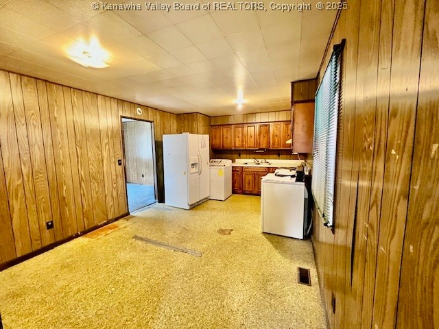 Smithers, West Virginia 25186, United States, 3 Bedrooms Bedrooms, ,1 BathroomBathrooms,Residential,Active,103660