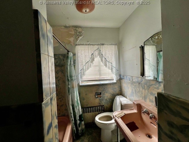 Smithers, West Virginia 25186, United States, 3 Bedrooms Bedrooms, ,1 BathroomBathrooms,Residential,Active,103660