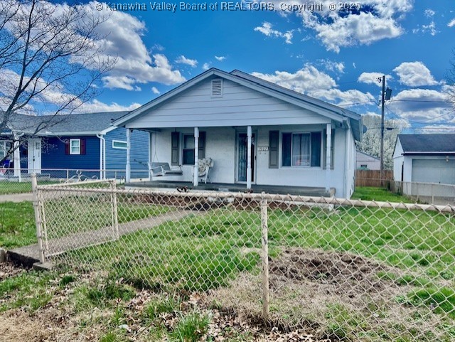 Saint Albans, West Virginia 25177, United States, 3 Bedrooms Bedrooms, ,2 BathroomsBathrooms,Residential,Pending,95120