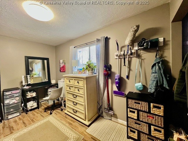 Elkview, West Virginia 25071, United States, 3 Bedrooms Bedrooms, ,1 BathroomBathrooms,Residential,Active,252943