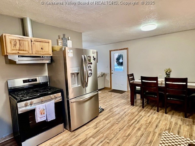 Elkview, West Virginia 25071, United States, 3 Bedrooms Bedrooms, ,1 BathroomBathrooms,Residential,Active,252943