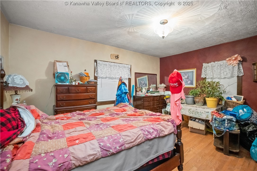 Racine, West Virginia 25165, United States, 2 Bedrooms Bedrooms, ,1 BathroomBathrooms,Residential,Active,14324