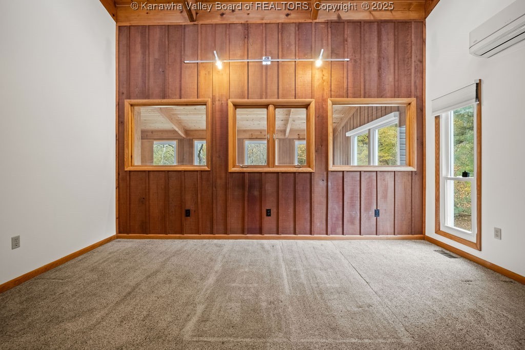 Culloden, West Virginia, 25510, United States, 3 Bedrooms Bedrooms, ,4 BathroomsBathrooms,Residential,Active,1972176