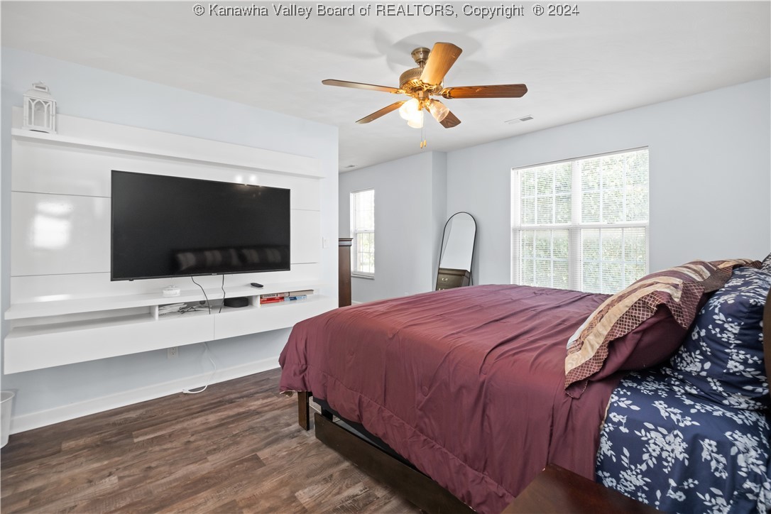 Hurricane, West Virginia 25526, United States, 3 Bedrooms Bedrooms, ,3 BathroomsBathrooms,Residential,Pending,43030