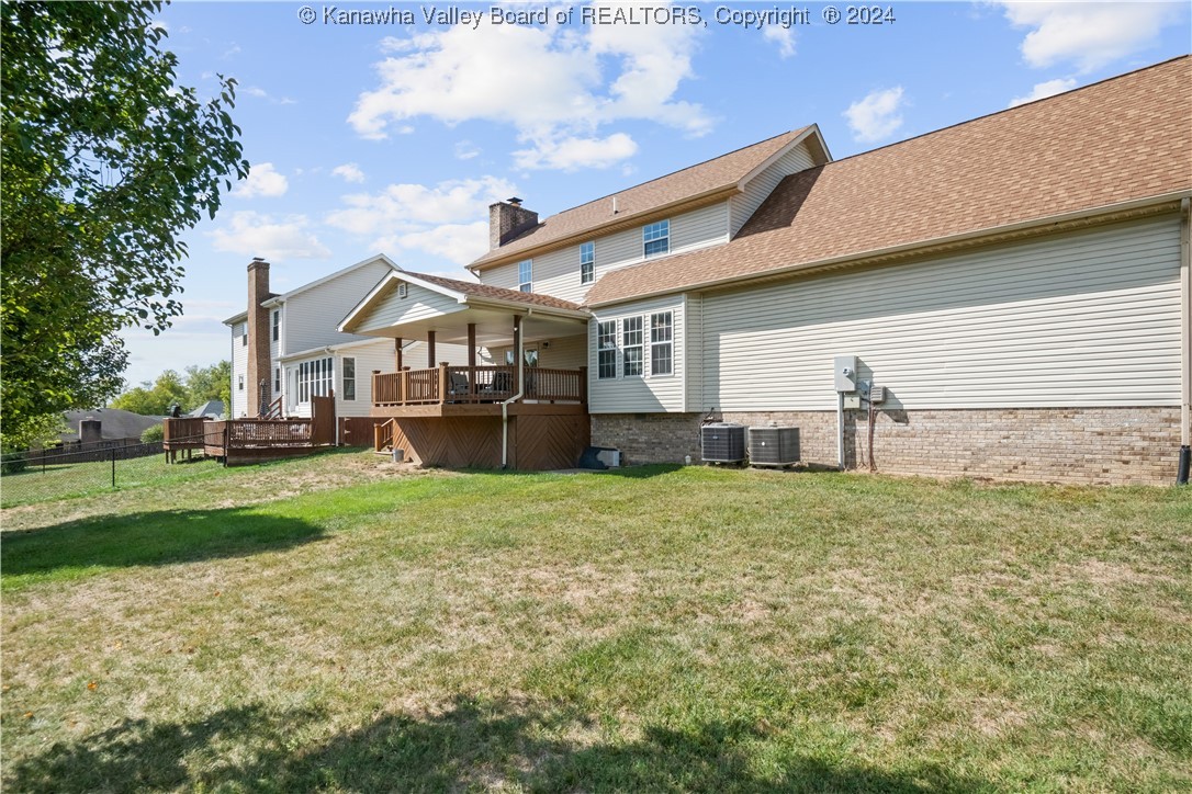 Hurricane, West Virginia 25526, United States, 3 Bedrooms Bedrooms, ,3 BathroomsBathrooms,Residential,Pending,43030