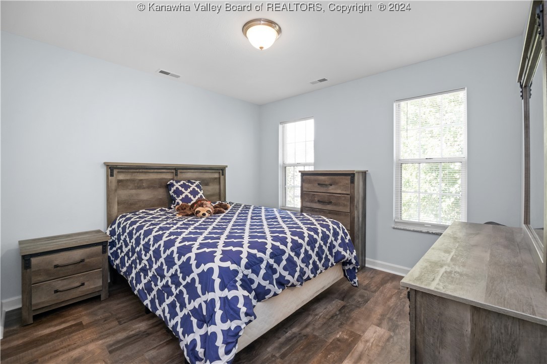 Hurricane, West Virginia 25526, United States, 3 Bedrooms Bedrooms, ,3 BathroomsBathrooms,Residential,Pending,43030