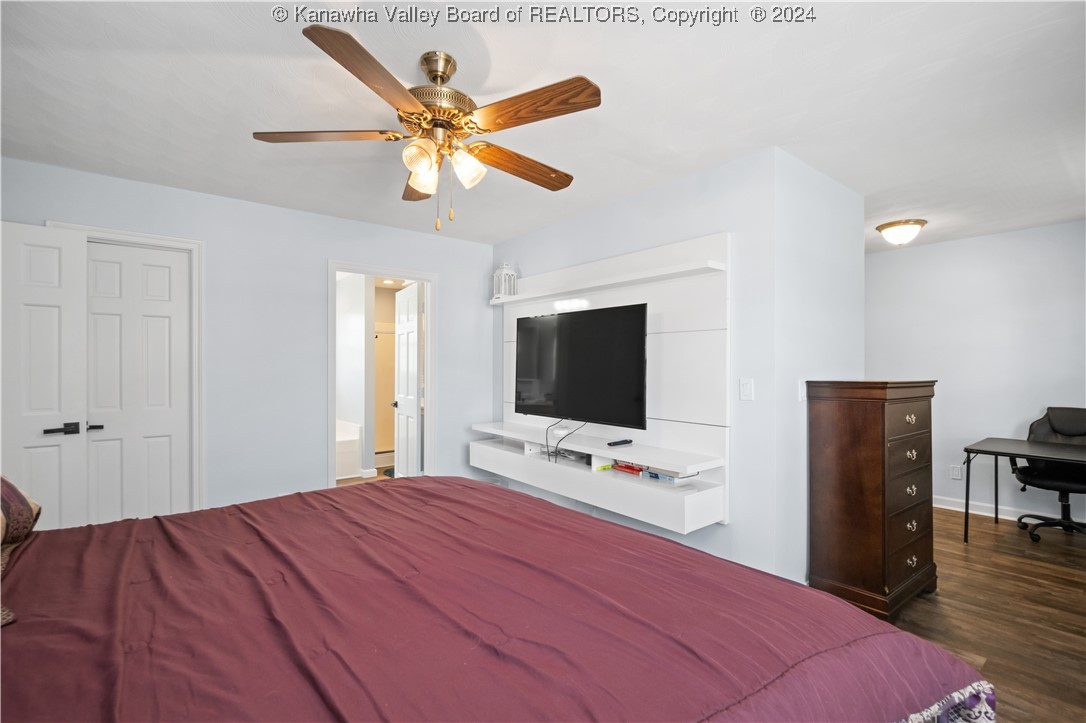 Hurricane, West Virginia 25526, United States, 3 Bedrooms Bedrooms, ,3 BathroomsBathrooms,Residential,Pending,43030