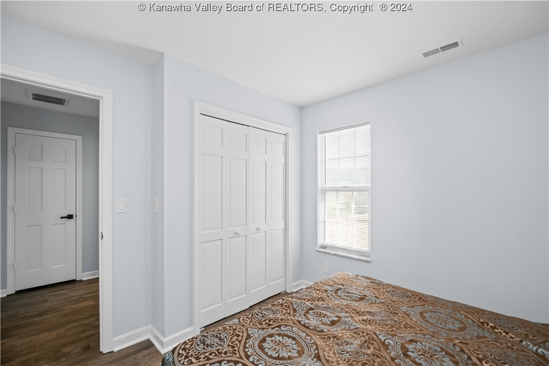 Hurricane, West Virginia 25526, United States, 3 Bedrooms Bedrooms, ,3 BathroomsBathrooms,Residential,Pending,43030