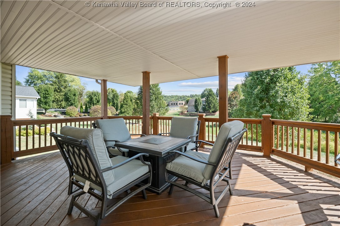 Hurricane, West Virginia 25526, United States, 3 Bedrooms Bedrooms, ,3 BathroomsBathrooms,Residential,Pending,43030