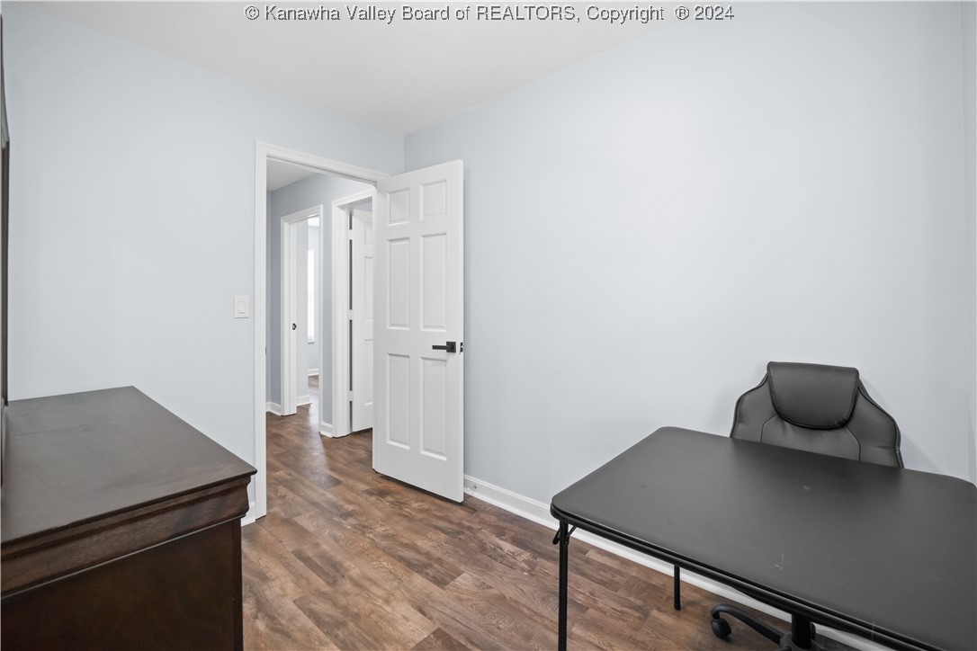 Hurricane, West Virginia 25526, United States, 3 Bedrooms Bedrooms, ,3 BathroomsBathrooms,Residential,Pending,43030