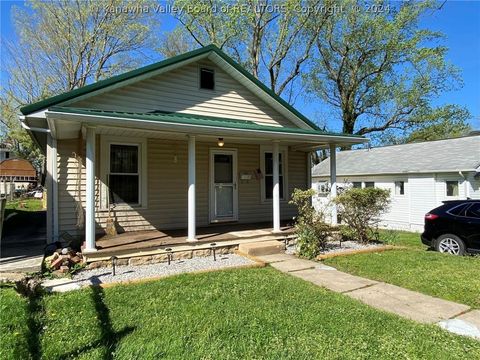 211 Forest Circle, South Charleston, WV 25303 - #: 271647