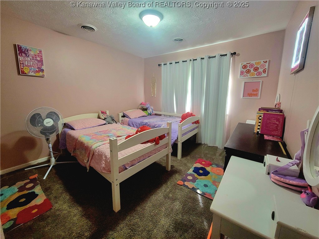 Charleston, West Virginia 25302, United States, 4 Bedrooms Bedrooms, ,3 BathroomsBathrooms,Residential,Active,112302