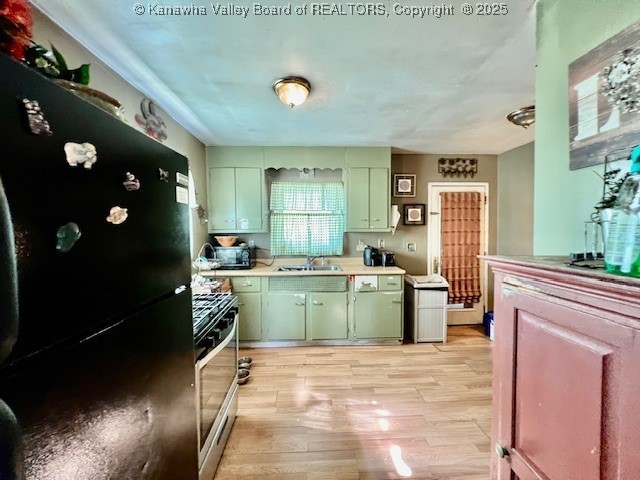 South Charleston, West Virginia 25303, United States, 2 Bedrooms Bedrooms, ,1 BathroomBathrooms,Residential,Active,225231