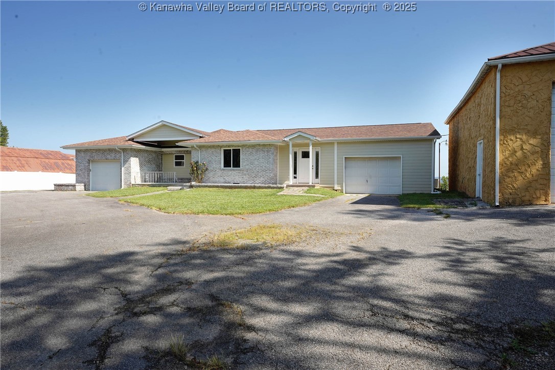 South Charleston, West Virginia 25309, United States, 4 Bedrooms Bedrooms, ,3 BathroomsBathrooms,Residential,Active,193858