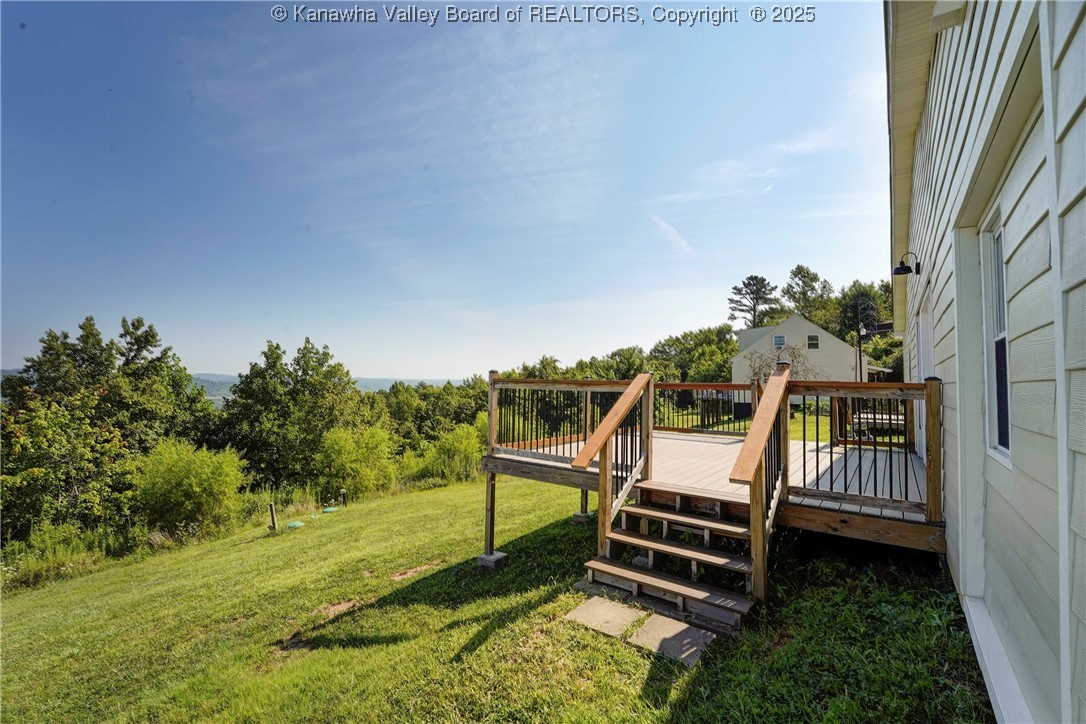 South Charleston, West Virginia 25309, United States, 4 Bedrooms Bedrooms, ,3 BathroomsBathrooms,Residential,Active,193858