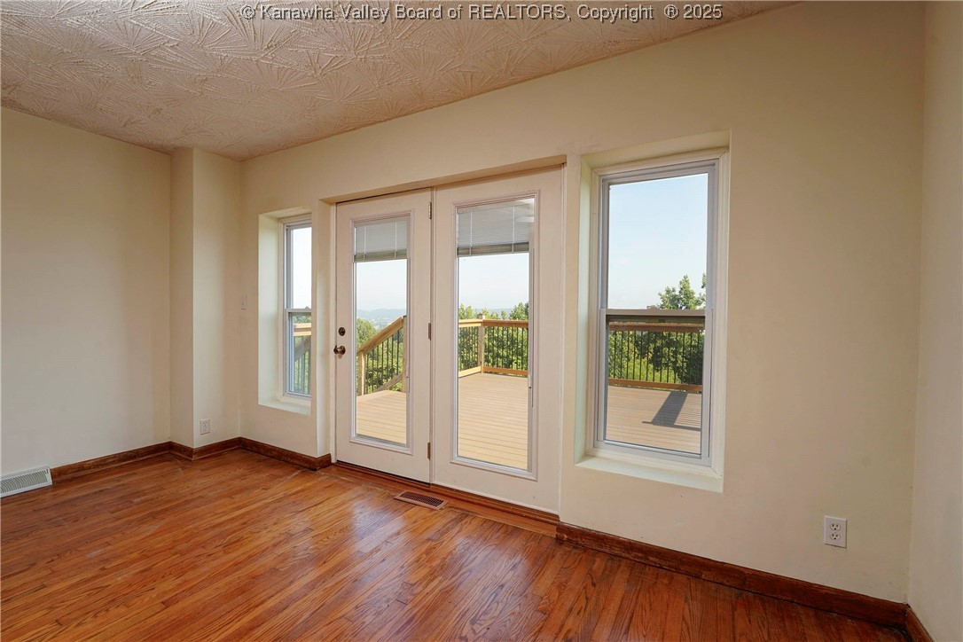 South Charleston, West Virginia 25309, United States, 4 Bedrooms Bedrooms, ,3 BathroomsBathrooms,Residential,Active,193858