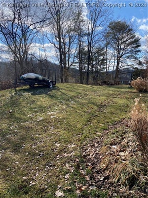 VILLA OAKS CIR, CHARLESTON, WV 25313 - Image 8ef96ea9e9367fe332cc0e82e40148b5/1306947177