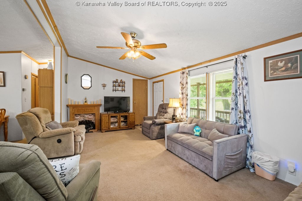 Bomont, West Virginia 25030, United States, 3 Bedrooms Bedrooms, ,2 BathroomsBathrooms,Residential,Active,149660