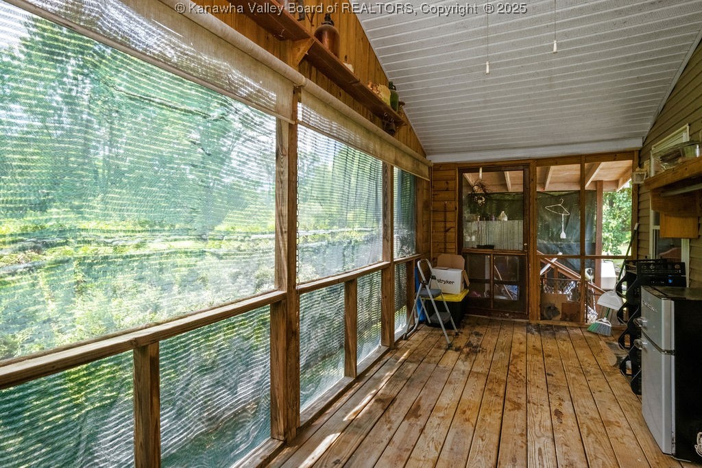 Bomont, West Virginia 25030, United States, 3 Bedrooms Bedrooms, ,2 BathroomsBathrooms,Residential,Active,149660