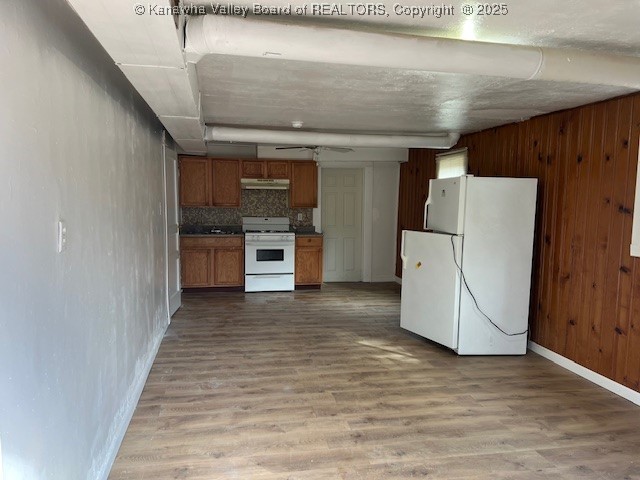 South Charleston, West Virginia 25309, United States, 2 Bedrooms Bedrooms, ,1 BathroomBathrooms,Residential,Active,248164