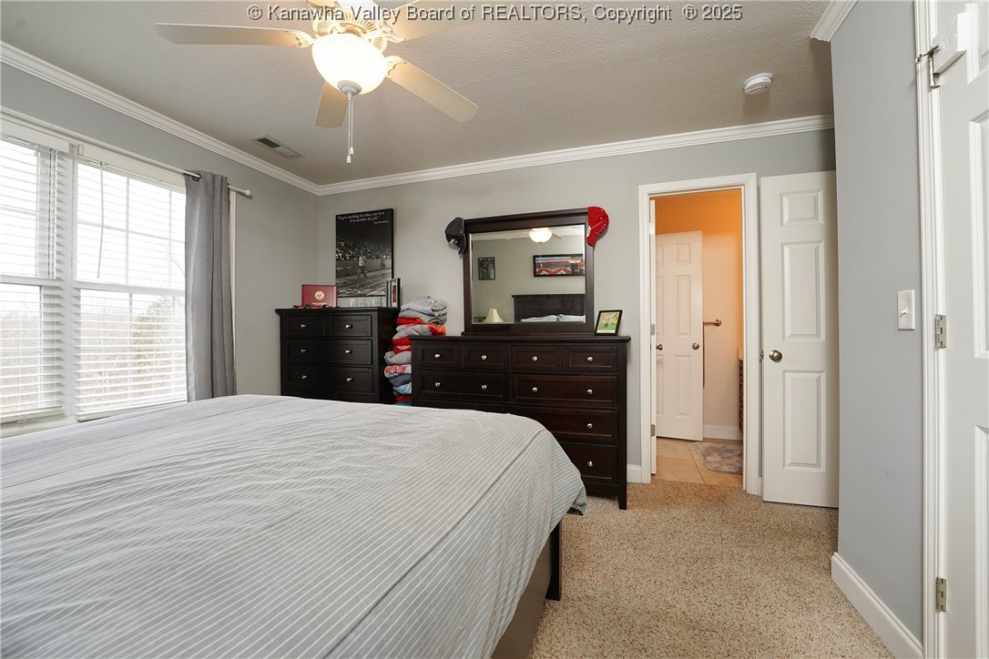 Winfield, West Virginia 25213, United States, 4 Bedrooms Bedrooms, ,5 BathroomsBathrooms,Residential,Pending,9744