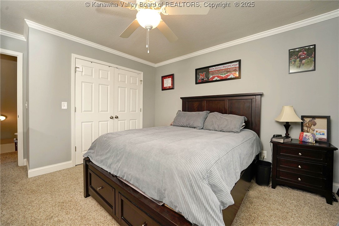 Winfield, West Virginia 25213, United States, 4 Bedrooms Bedrooms, ,5 BathroomsBathrooms,Residential,Pending,9744