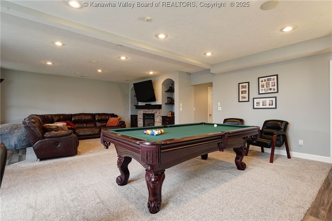 Winfield, West Virginia 25213, United States, 4 Bedrooms Bedrooms, ,5 BathroomsBathrooms,Residential,Pending,9744