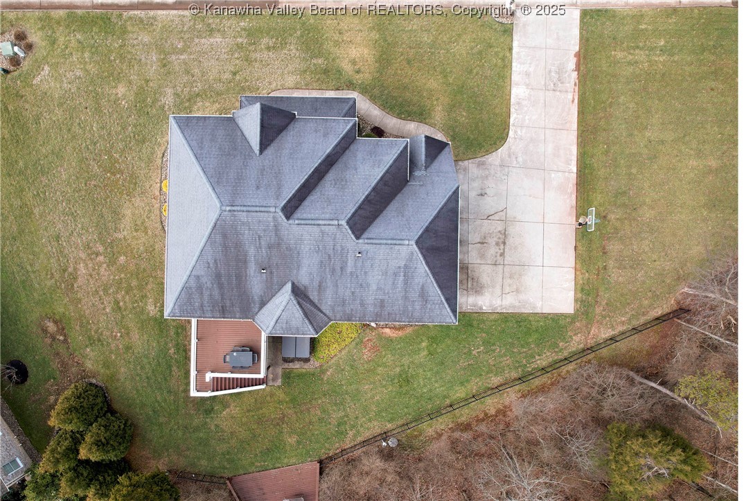 Winfield, West Virginia 25213, United States, 4 Bedrooms Bedrooms, ,5 BathroomsBathrooms,Residential,Pending,9744