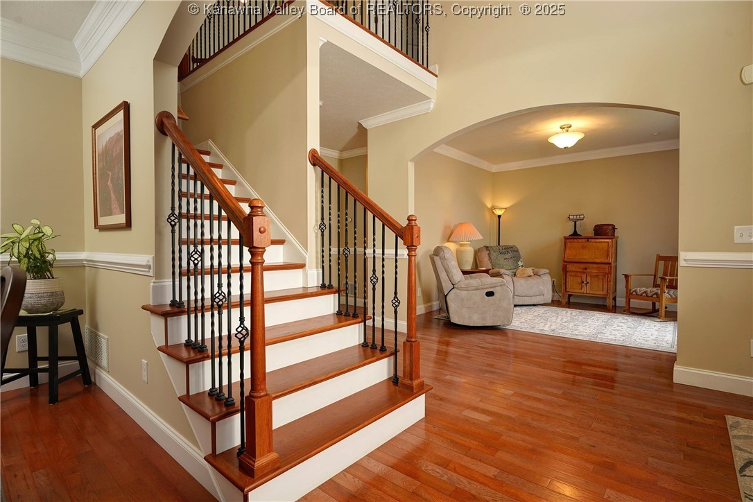 Winfield, West Virginia 25213, United States, 4 Bedrooms Bedrooms, ,5 BathroomsBathrooms,Residential,Pending,9744