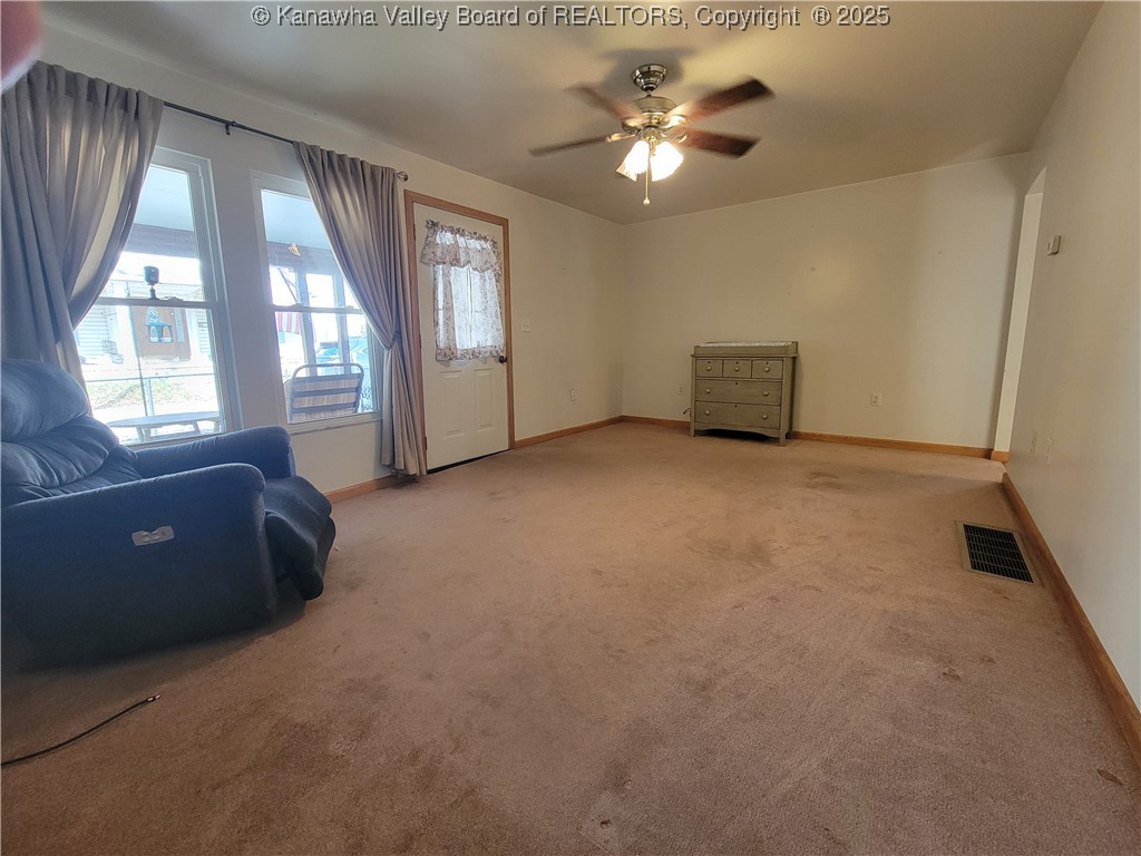 Marmet, West Virginia 25315, United States, 2 Bedrooms Bedrooms, ,1 BathroomBathrooms,Residential,Active,252791