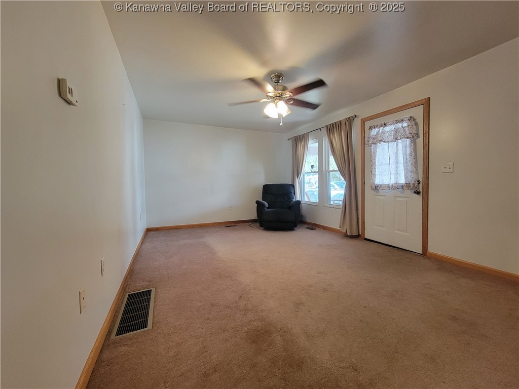 Marmet, West Virginia 25315, United States, 2 Bedrooms Bedrooms, ,1 BathroomBathrooms,Residential,Active,252791