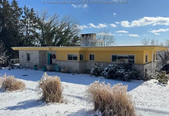 2307 FAIRFAX RD, SOUTH CHARLESTON, WV 25303 - Image b2abfa4e72a532cadf635eaeb7bb2764/1793296871