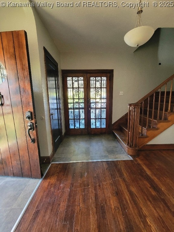 East Bank, West Virginia 25067, United States, 3 Bedrooms Bedrooms, ,2 BathroomsBathrooms,Residential,Pending,203011