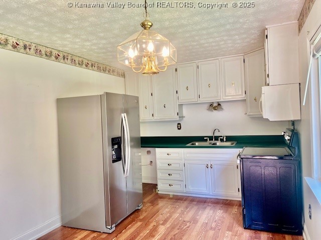 Charleston, West Virginia 25320, United States, 3 Bedrooms Bedrooms, ,1 BathroomBathrooms,Residential,Pending,184950