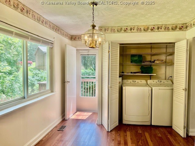 Charleston, West Virginia 25320, United States, 3 Bedrooms Bedrooms, ,1 BathroomBathrooms,Residential,Pending,184950