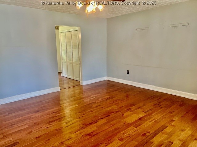 Charleston, West Virginia 25320, United States, 3 Bedrooms Bedrooms, ,1 BathroomBathrooms,Residential,Pending,184950