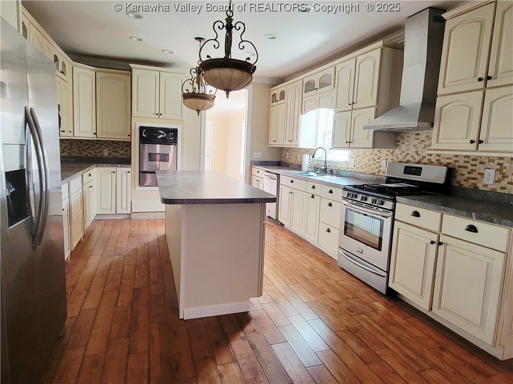 St Albans, West Virginia 25177, United States, 3 Bedrooms Bedrooms, ,2 BathroomsBathrooms,Residential,Active,176868